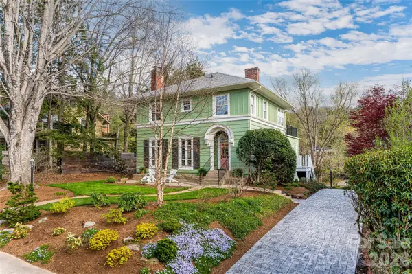 18 Edgemont Road, Asheville, NC 28801