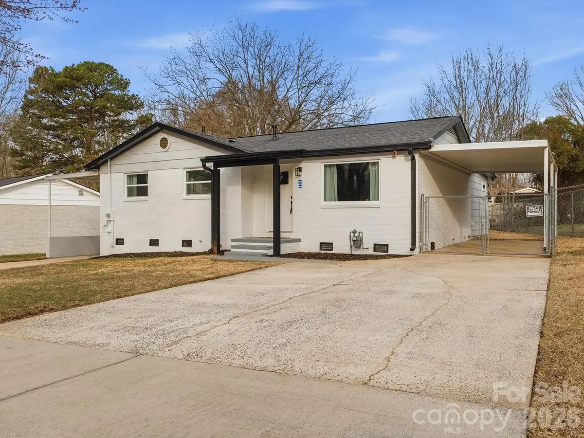 9243 Edgevale Drive, Charlotte, NC 28216 - #1