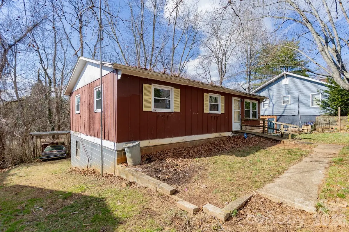 7 Main Street, Asheville, NC 28803 - #1