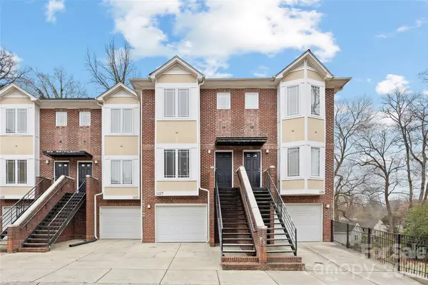 1229 Lalex Lane, Charlotte, NC 28209