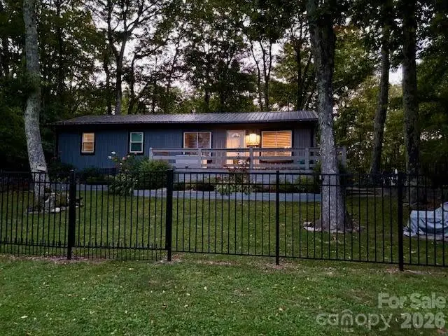 85 Crestwood Circle, Newland, NC 28657 - #1