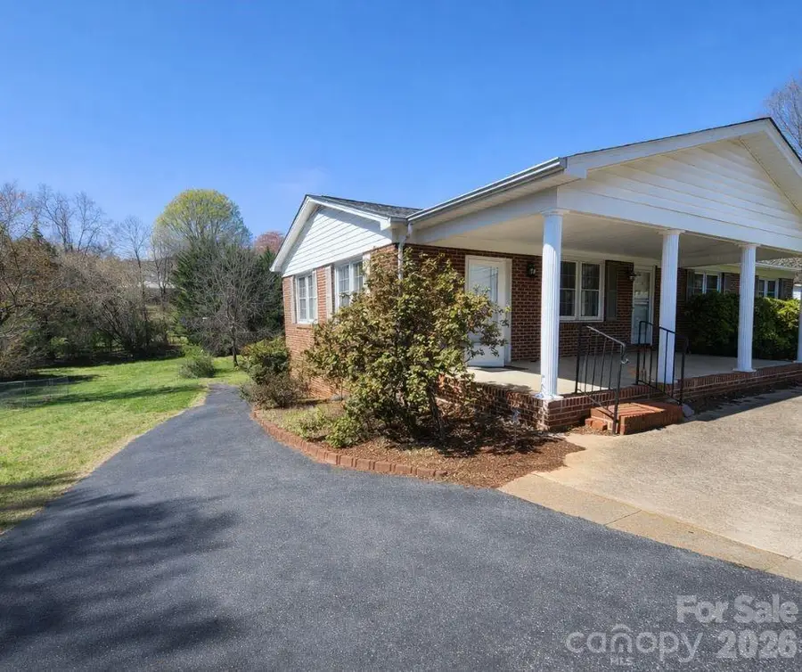 3361 S Us 321 Highway, Newton, NC 28658 - #2