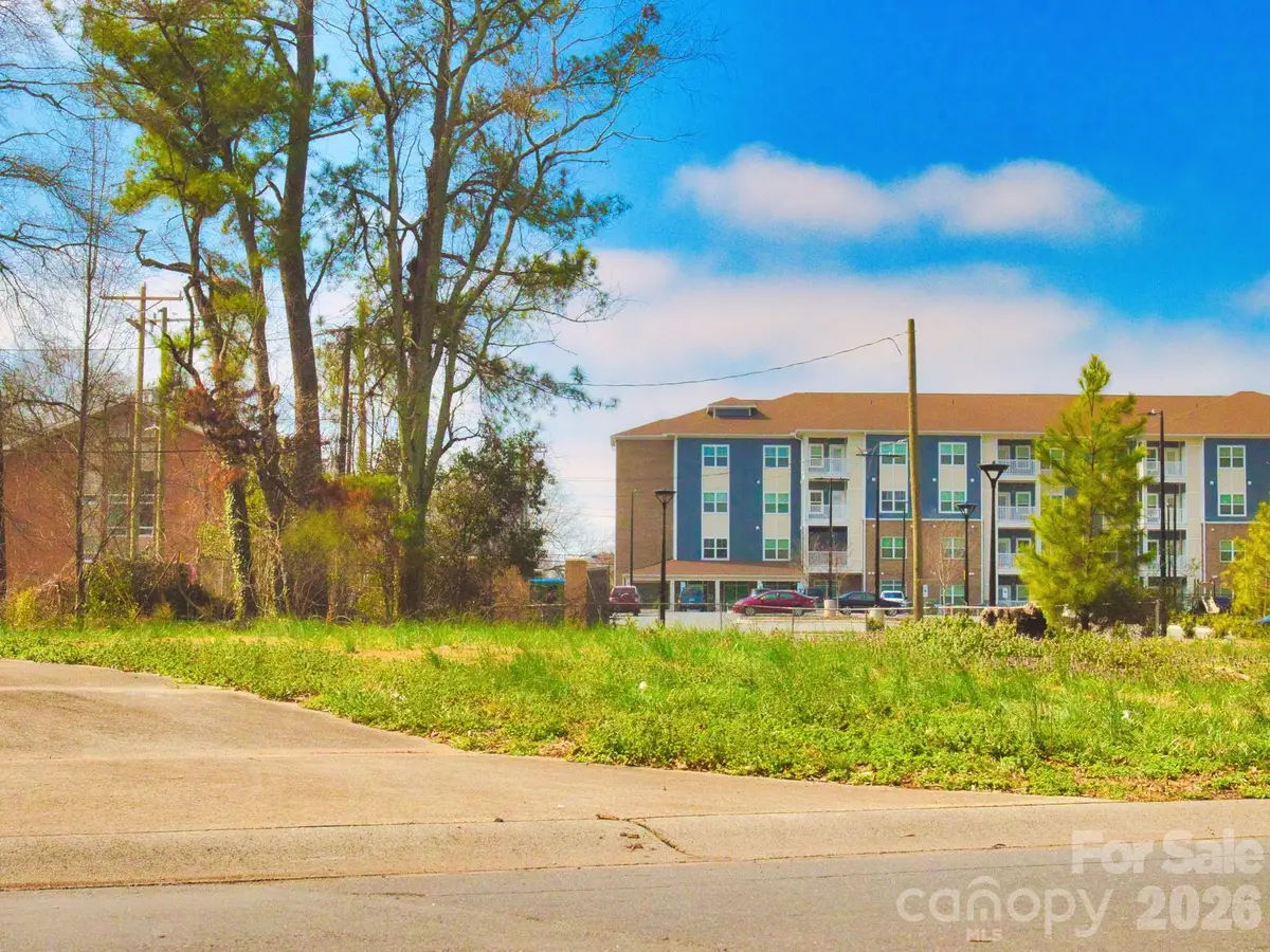 719 Yuma Street, Charlotte, NC 28213 - #1