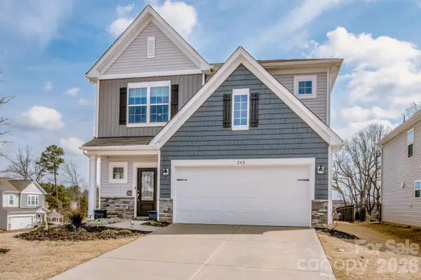 240 Eden Avenue #142, Mooresville, NC 28115