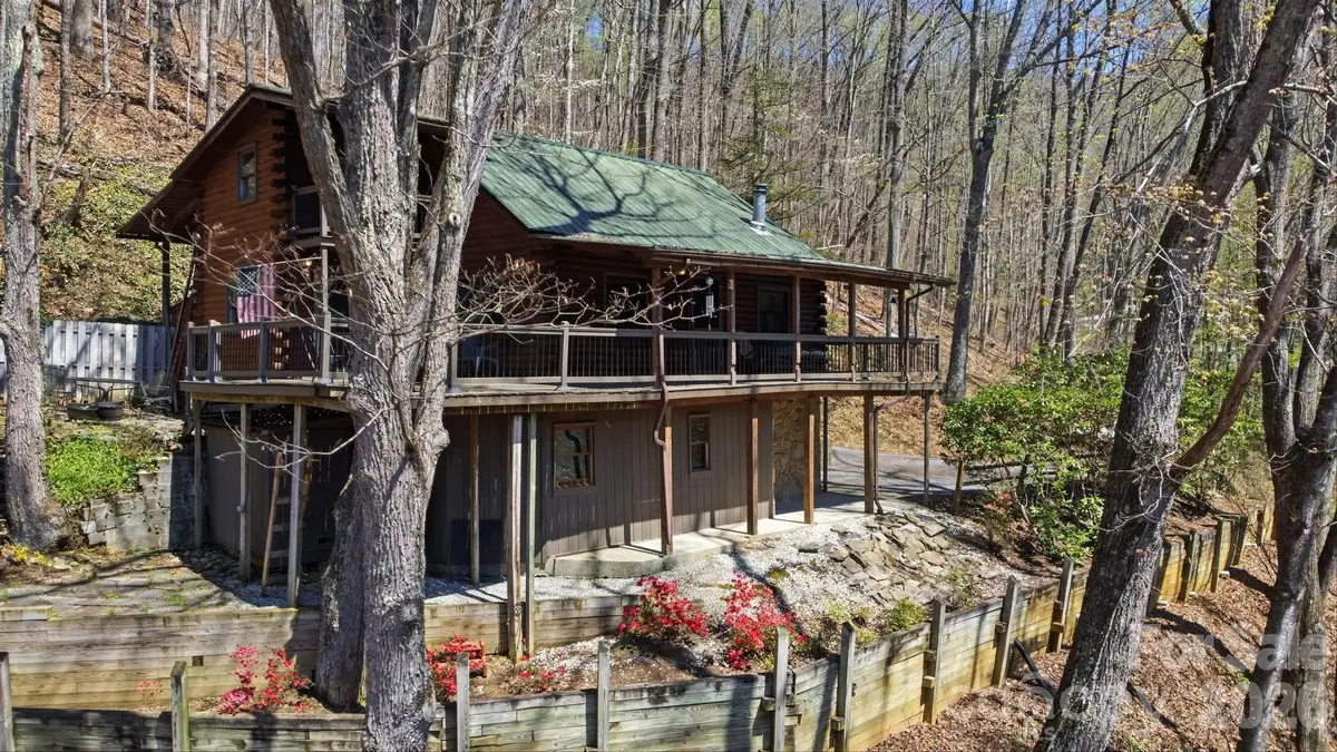 1837 E Alarka Road, Bryson City, NC 28713 - #1