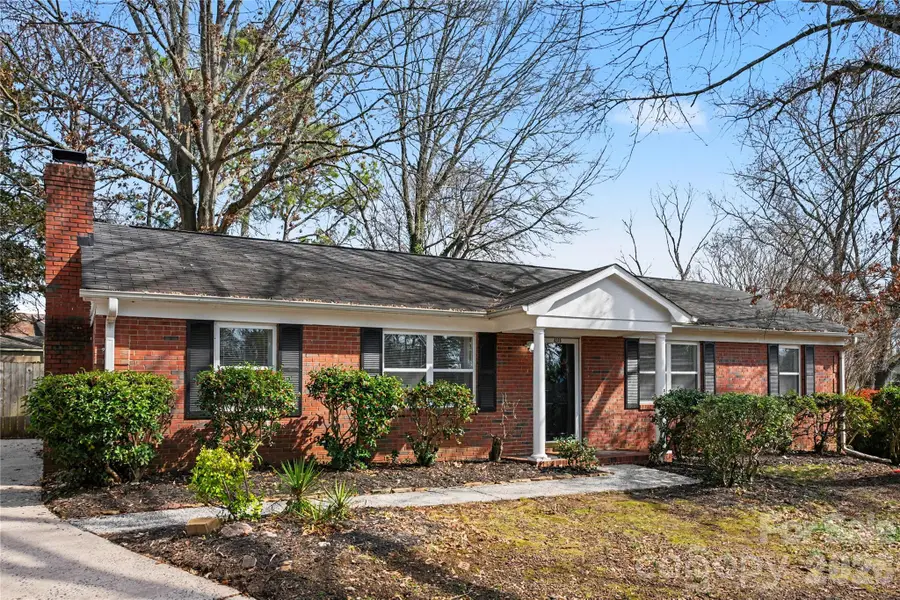 8205 Meadowind Circle, Charlotte, NC 28226 - #2