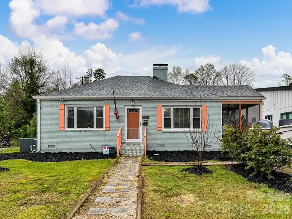 1240 Skyview Road, Charlotte, NC 28208