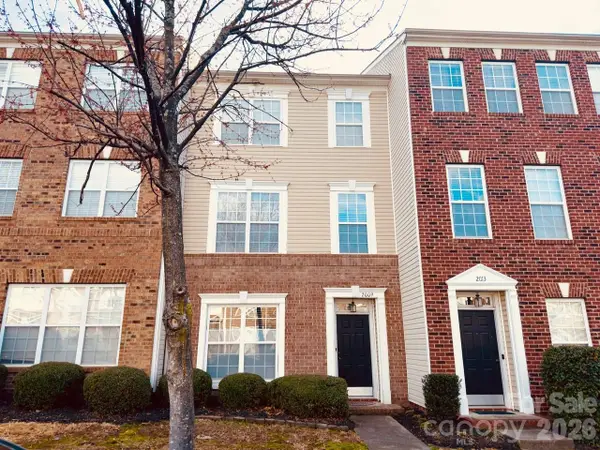 2009 Cambridge Beltway Drive, Charlotte, NC 28273