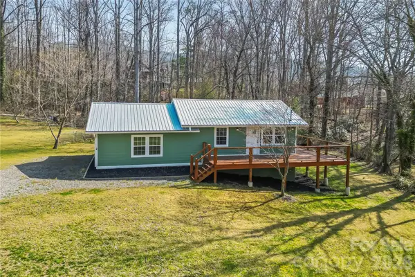 522 Brandon Road, Black Mountain, NC 28711