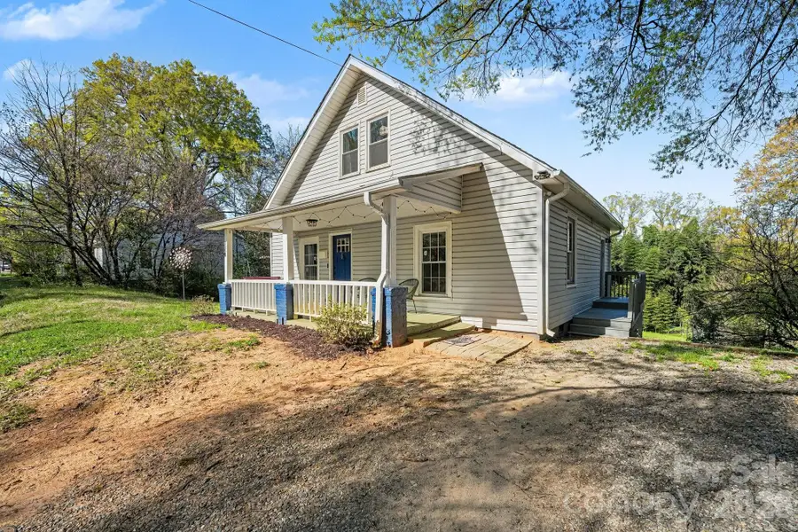 224 E Catawba Avenue, Mooresville, NC 28115 - #3