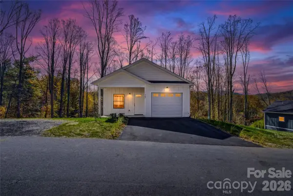 147 Northbend Drive, Asheville, NC 28804