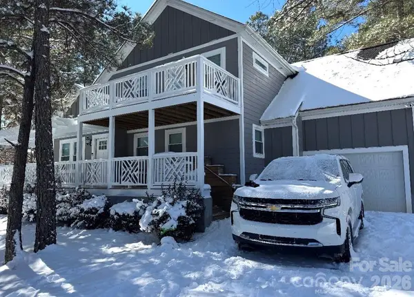 5111 Stockbridge Drive, Mount Holly, NC 28120