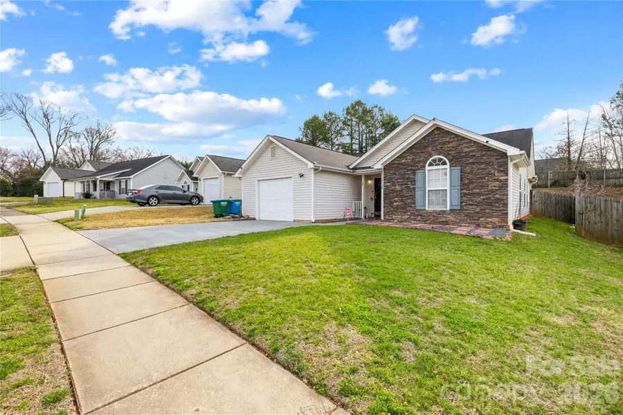 3720 Maggie Laney Drive, Charlotte, NC 28216 - #3