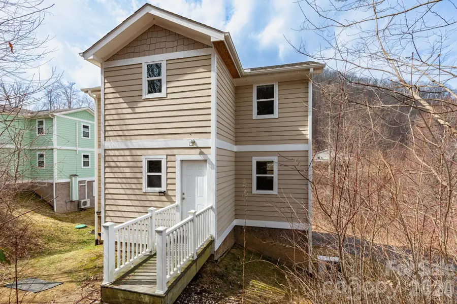 14 Lila Lane, Clyde, NC 28721 - #3