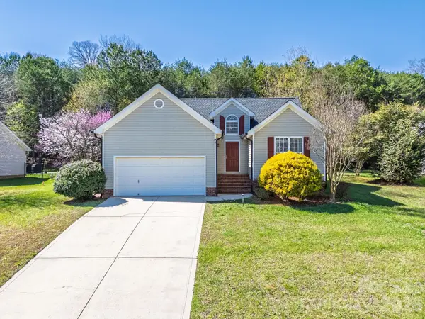 7316 Oxford Bluff Drive, Stanley, NC 28164