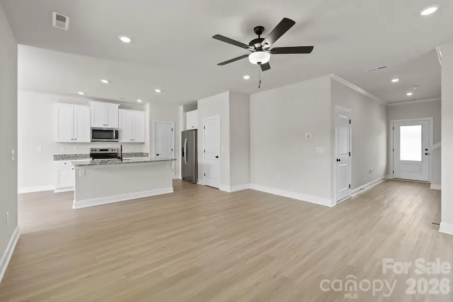 6610 Fairford Drive, Charlotte, NC 28215 - #3