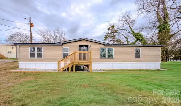 8 Teal Lane, Candler, NC 28715