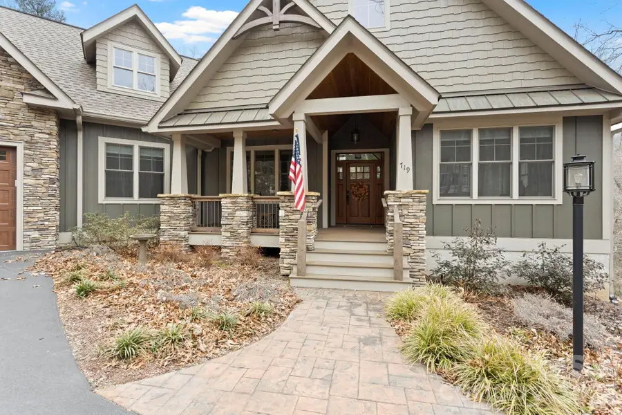 719 Overlook Drive, Flat Rock, NC 28731 - #3