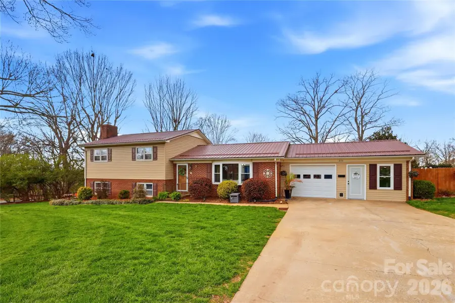 235 Havenhurst Road, Hickory, NC 28601 - #2