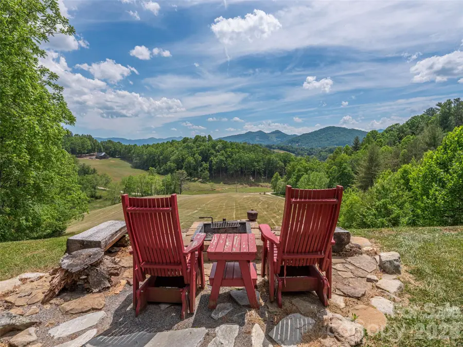461 Ferguson Cove Loop, Clyde, NC 28721 - #2