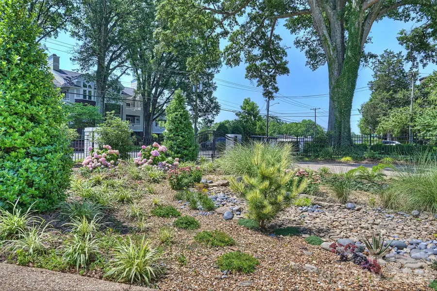 2714 Selwyn Avenue, Charlotte, NC 28209 - #3