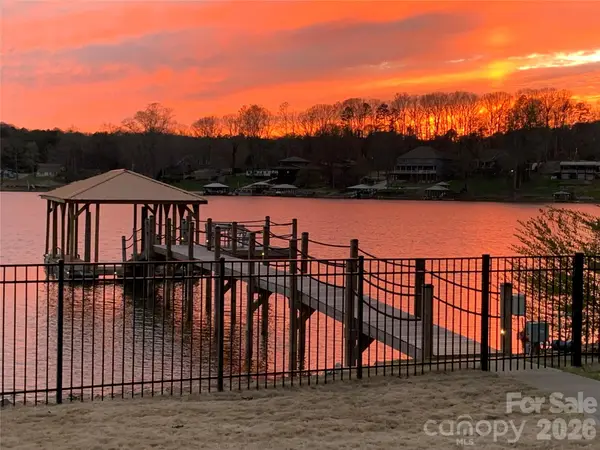 6852 Locke Drive, Sherrills Ford, NC 28673