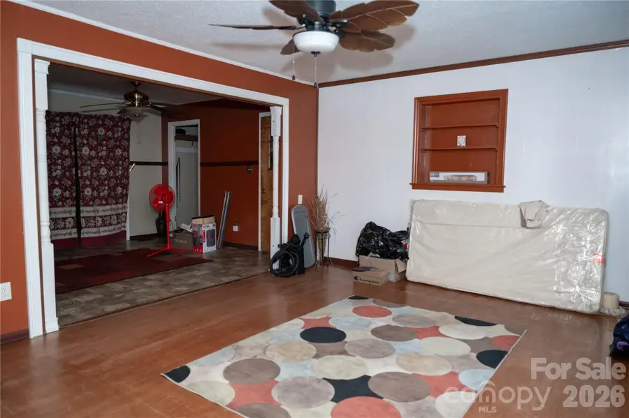 406 E Texas Avenue, Bessemer City, NC 28016 - #3