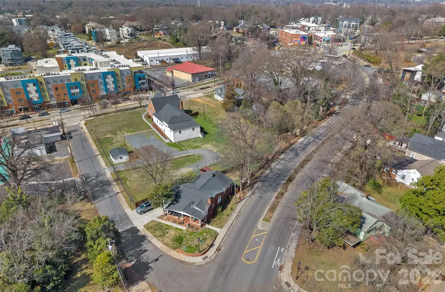 1515 W 5th Street, Charlotte, NC 28216 - #2