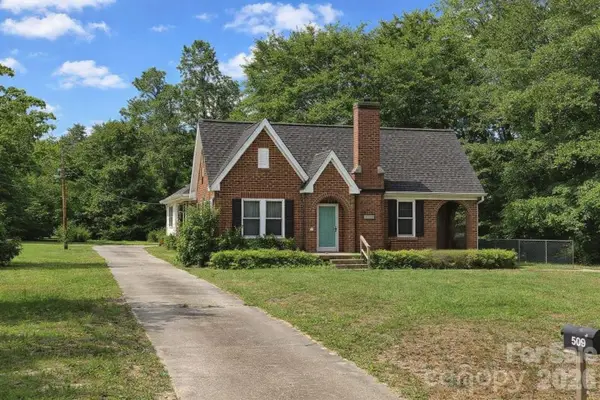 509 E Hilton Street, Kershaw, SC 29067