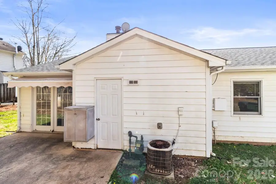 6041 Crape Myrtle Lane, Charlotte, NC 28216 - #3