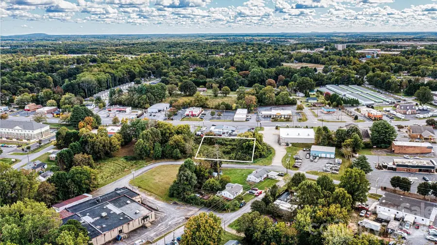 000 12th Avenue Place Ne #PTS 7-8, Hickory, NC 28601 - #3