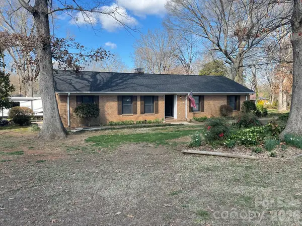 107 Woodlynn Drive, Charlotte, NC 28214