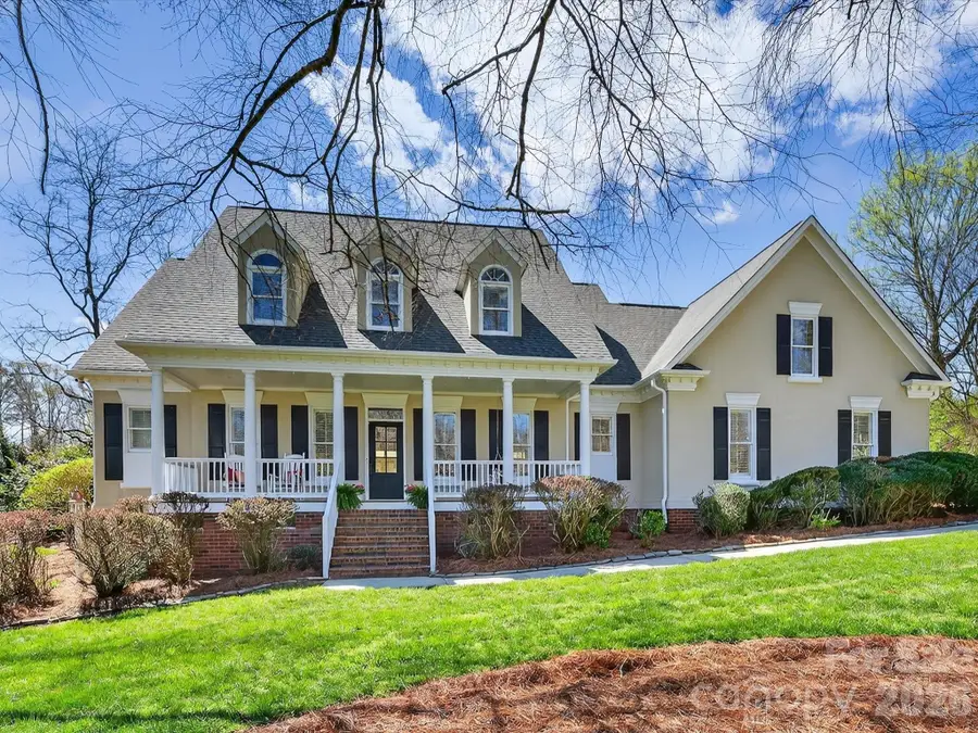 6122 Highview Road, Matthews, NC 28104 - #3