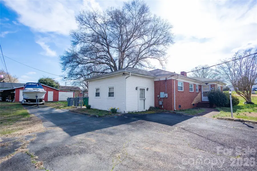 214 N North Dakota Street, Charlotte, NC 28216 - #3