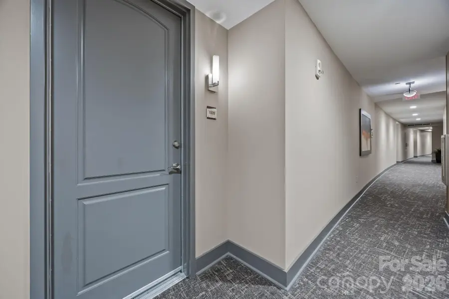 701 Royal Court #1009, Charlotte, NC 28202 - #3