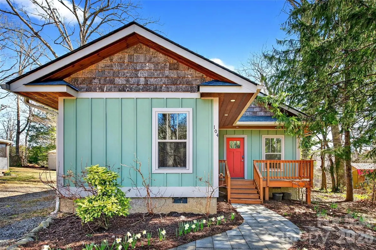 104 Hiawassee Avenue, Black Mountain, NC 28711 - #1