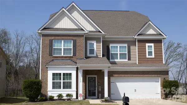 13430 Canterbury Castle Drive, Charlotte, NC 28273
