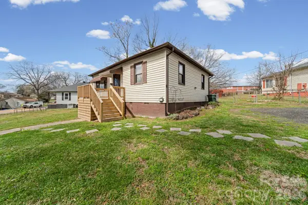 1866 Hilltop Circle, Gastonia, NC 28054