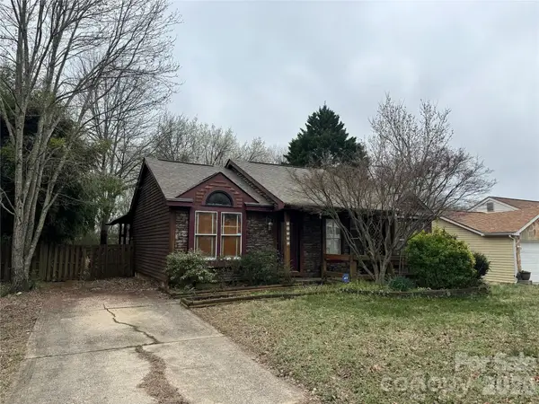 11826 Merriweather Drive, Charlotte, NC 28273