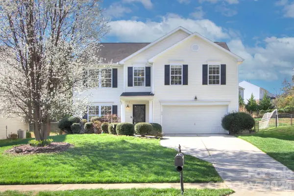 3819 Cameron Creek Drive, Matthews, NC 28105