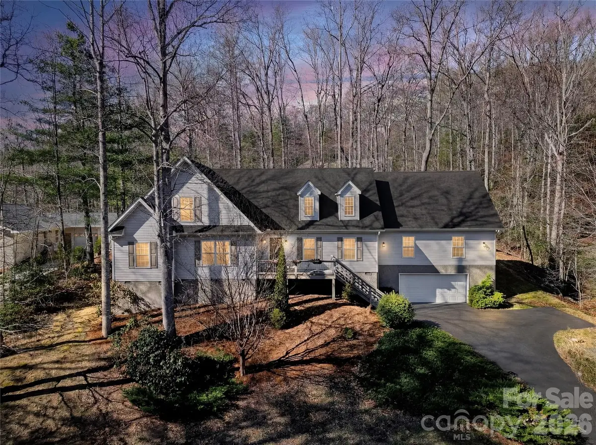 122 Loggers Run, Hendersonville, NC 28739 - #1