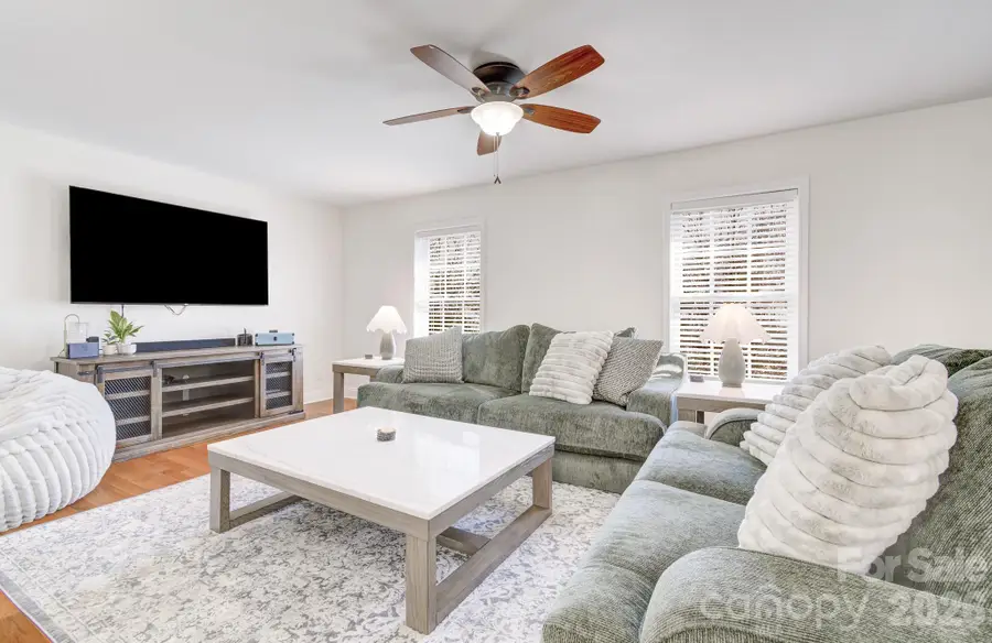 122 Loggers Run, Hendersonville, NC 28739 - #3