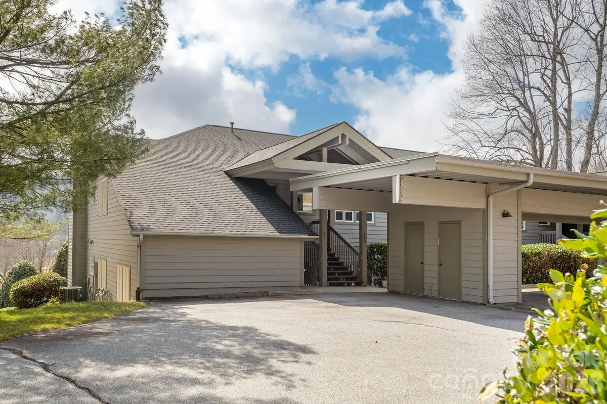 111 Bluffview Lane, Flat Rock, NC 28731 - #1