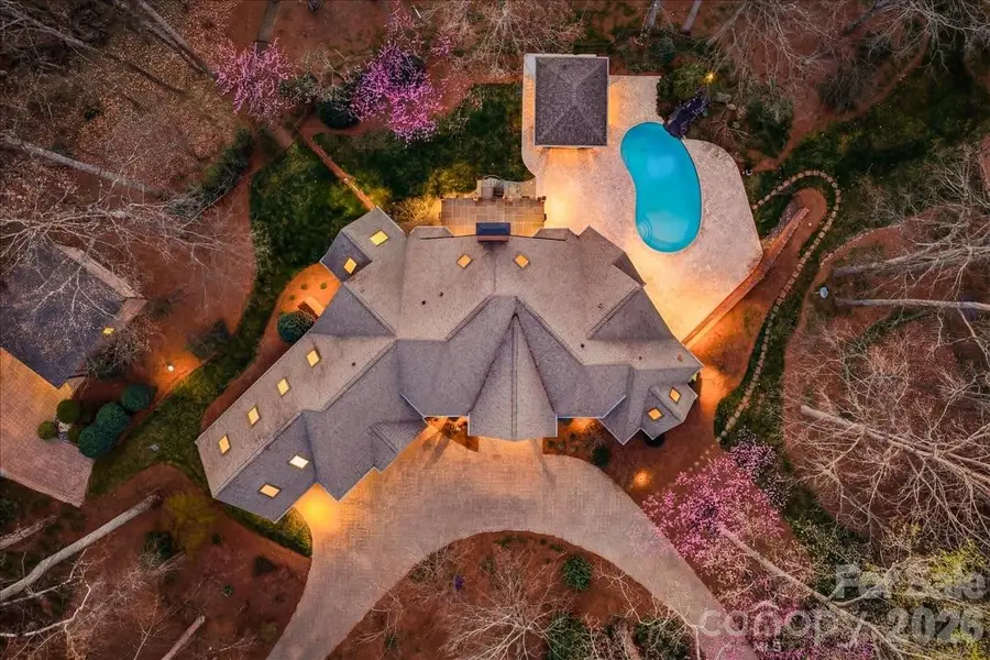 1043 Rolling Green Drive, Newton, NC 28658 - #2