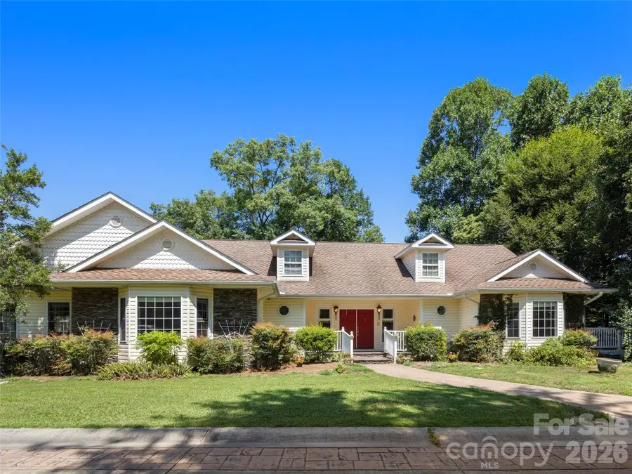 4901 Brevard Road, Horse Shoe, NC 28742 - #3