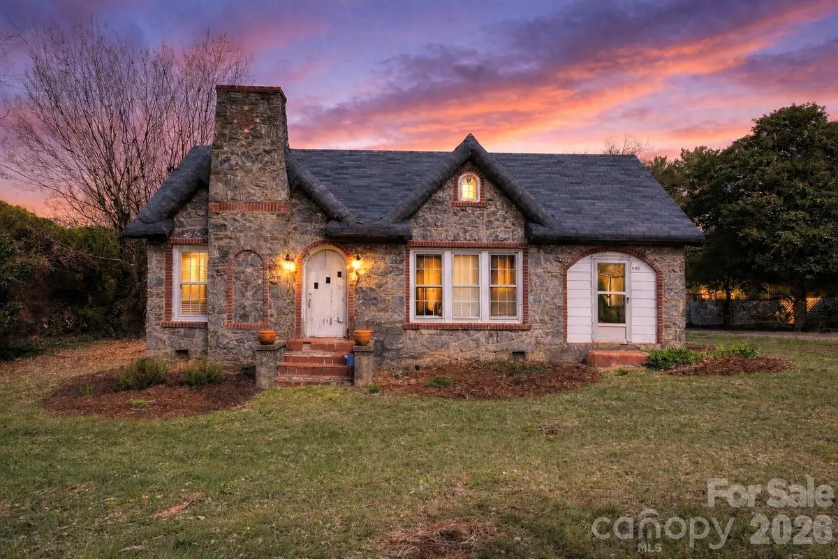 905 Conover Boulevard E, Conover, NC 28613 - #1