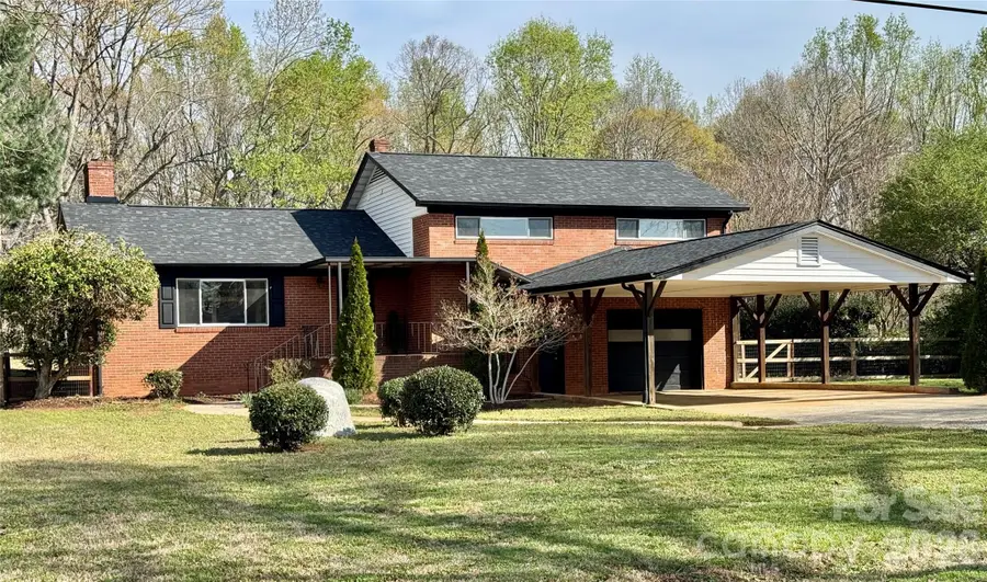 9424 Pembroke Road, Huntersville, NC 28078 - #2