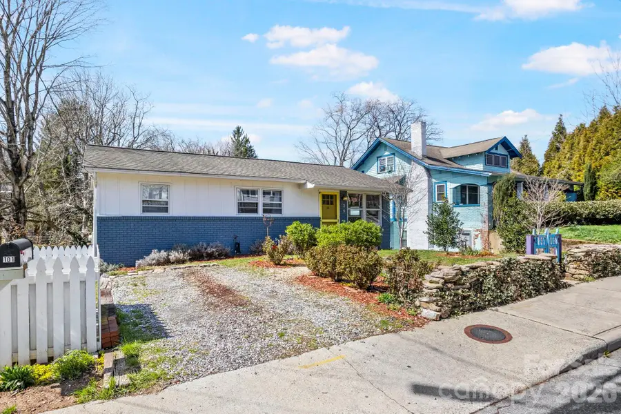 25 Ridgelawn Road, Asheville, NC 28806 - #3
