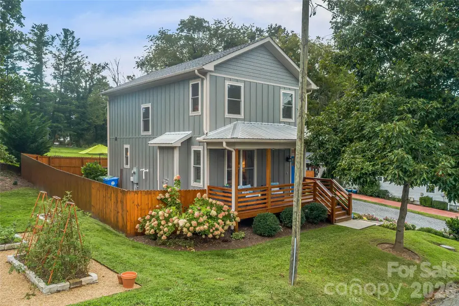 14 Davenport Road, Asheville, NC 28806 - #2