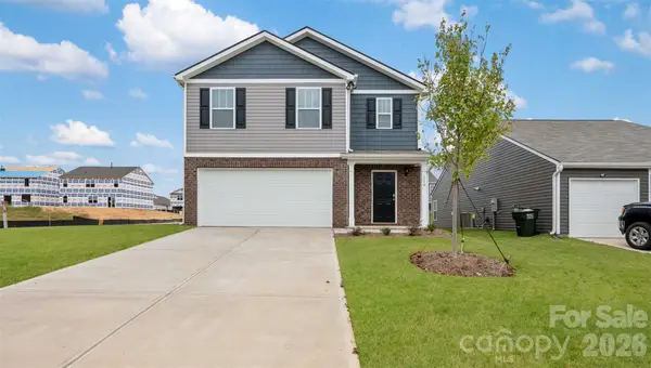 112 Providence Walk Drive, Hendersonville, NC 28792